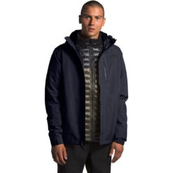 The North Face Men's Dryzzle Futurelight Jacket -Outdoor Clothing Sale NF0A4AHM RG1 hero