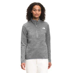 The North Face Women's Canyonlands Quarter-Zip -Outdoor Clothing Sale NF0A5GBE DYY hero